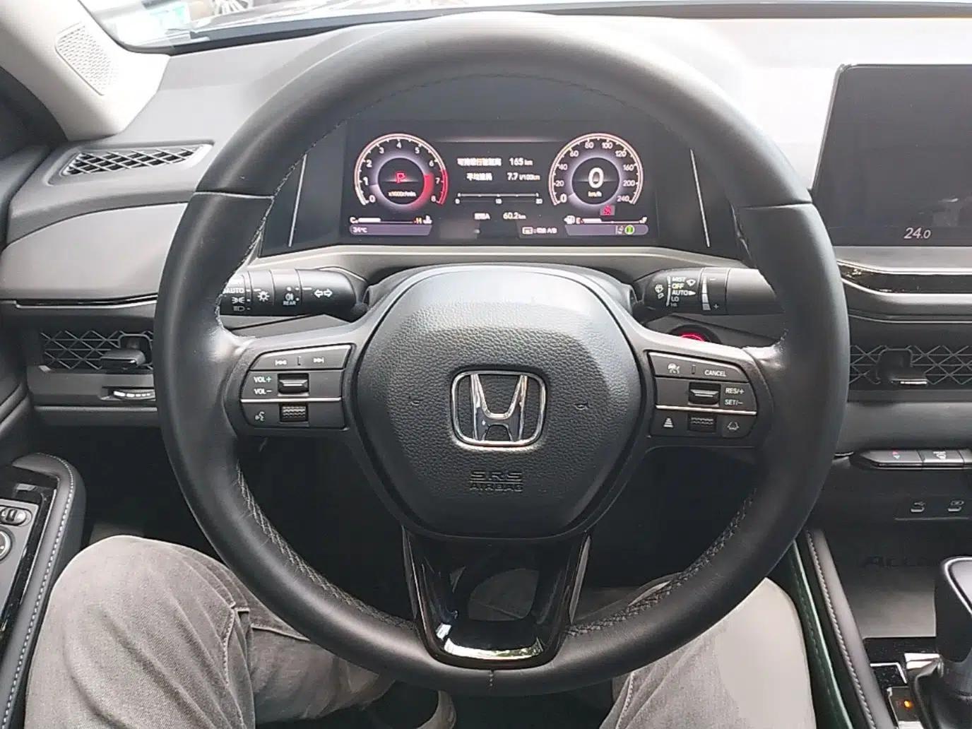Honda Accord 2024 260TURBO Luxury Edition — миниатюра 18