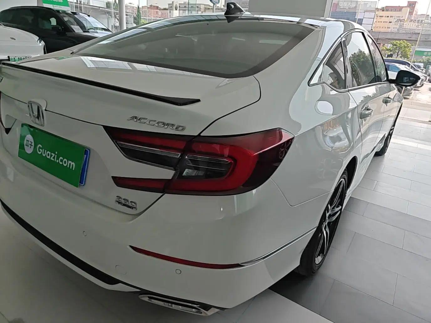 Honda Accord 2022 260TURBO Phantom Night · Prestige Edition — миниатюра 9