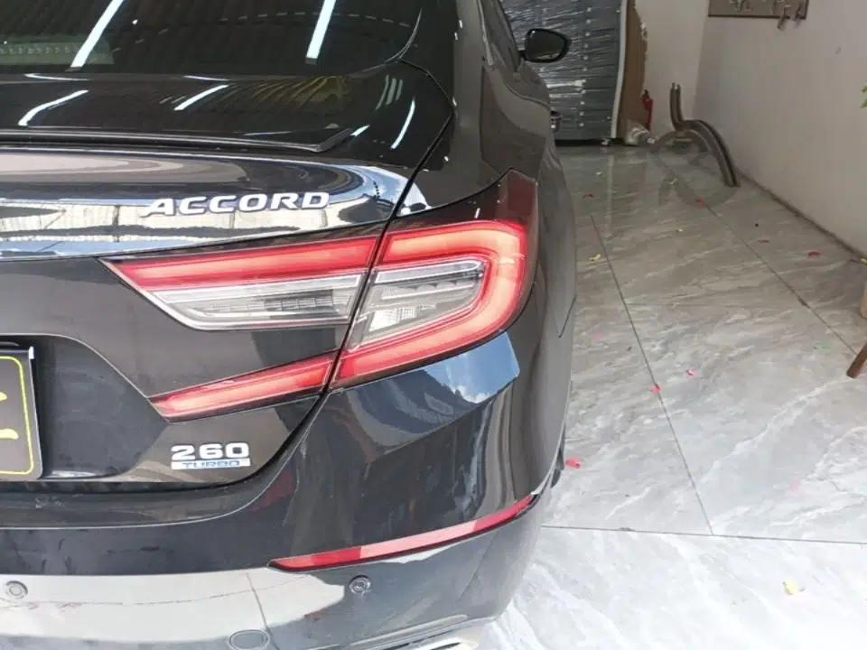 Honda Accord 2022 260TURBO Luxury Edition — миниатюра 9