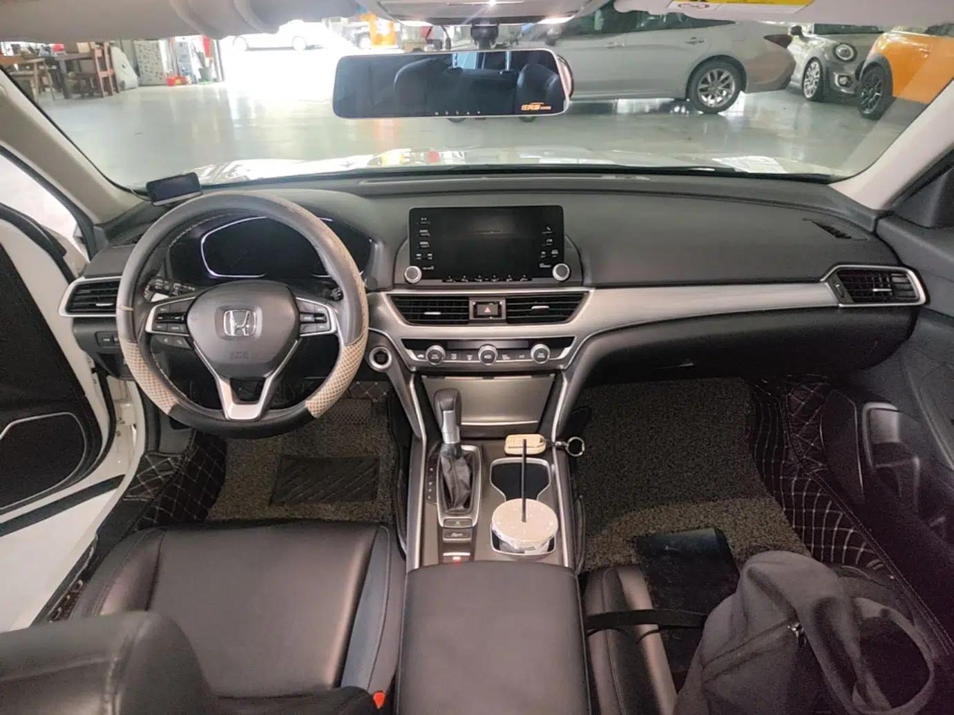 Honda Accord 2018 260TURBO Elite Edition China VI — миниатюра 12