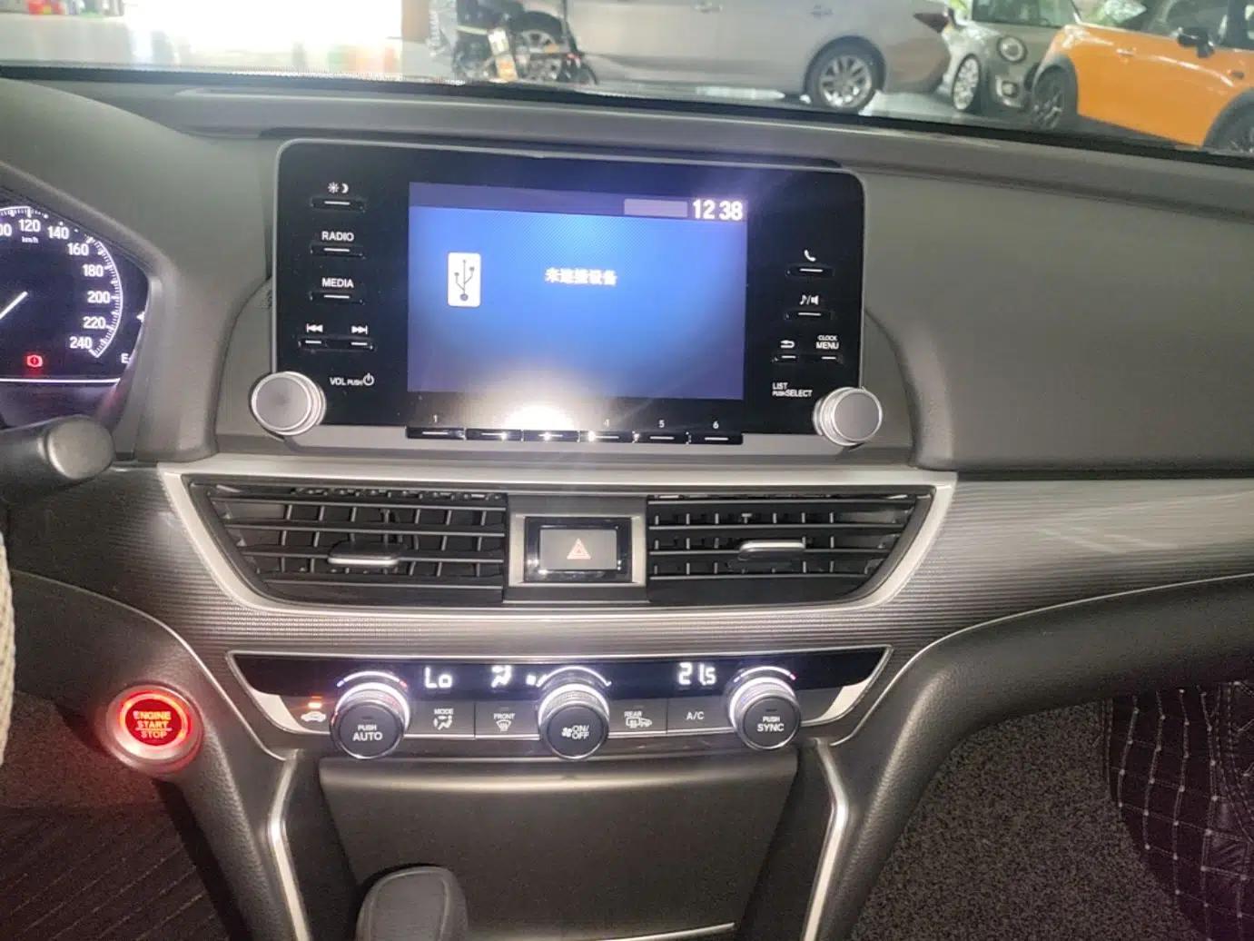 Honda Accord 2018 260TURBO Elite Edition China VI — миниатюра 15
