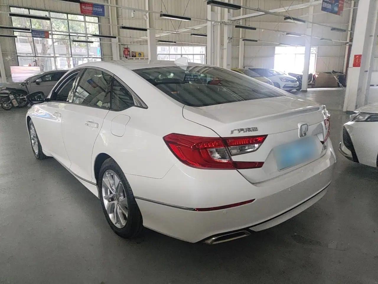 Honda Accord 2018 260TURBO Elite Edition China VI — миниатюра 4