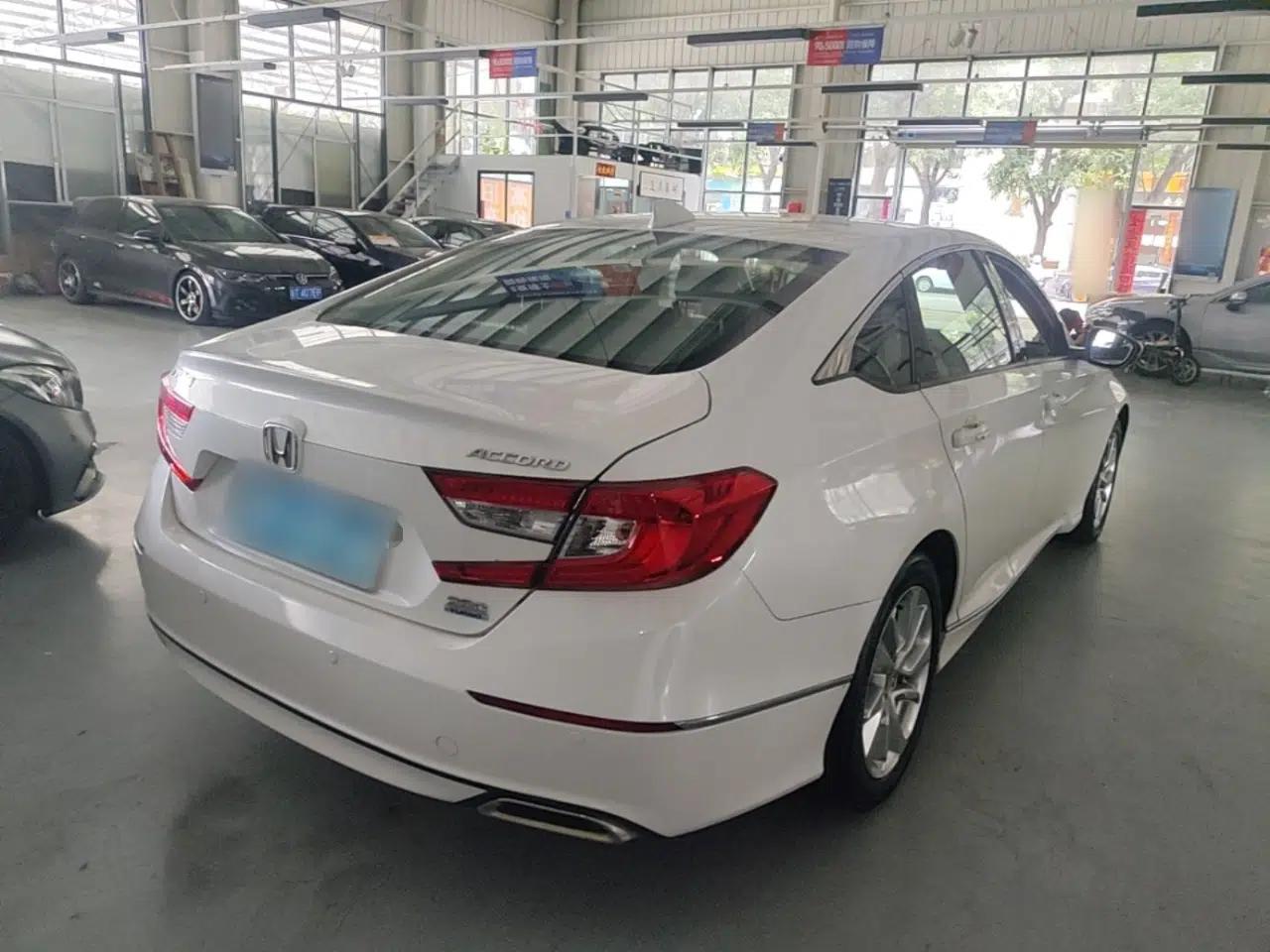Honda Accord 2018 260TURBO Elite Edition China VI — миниатюра 6