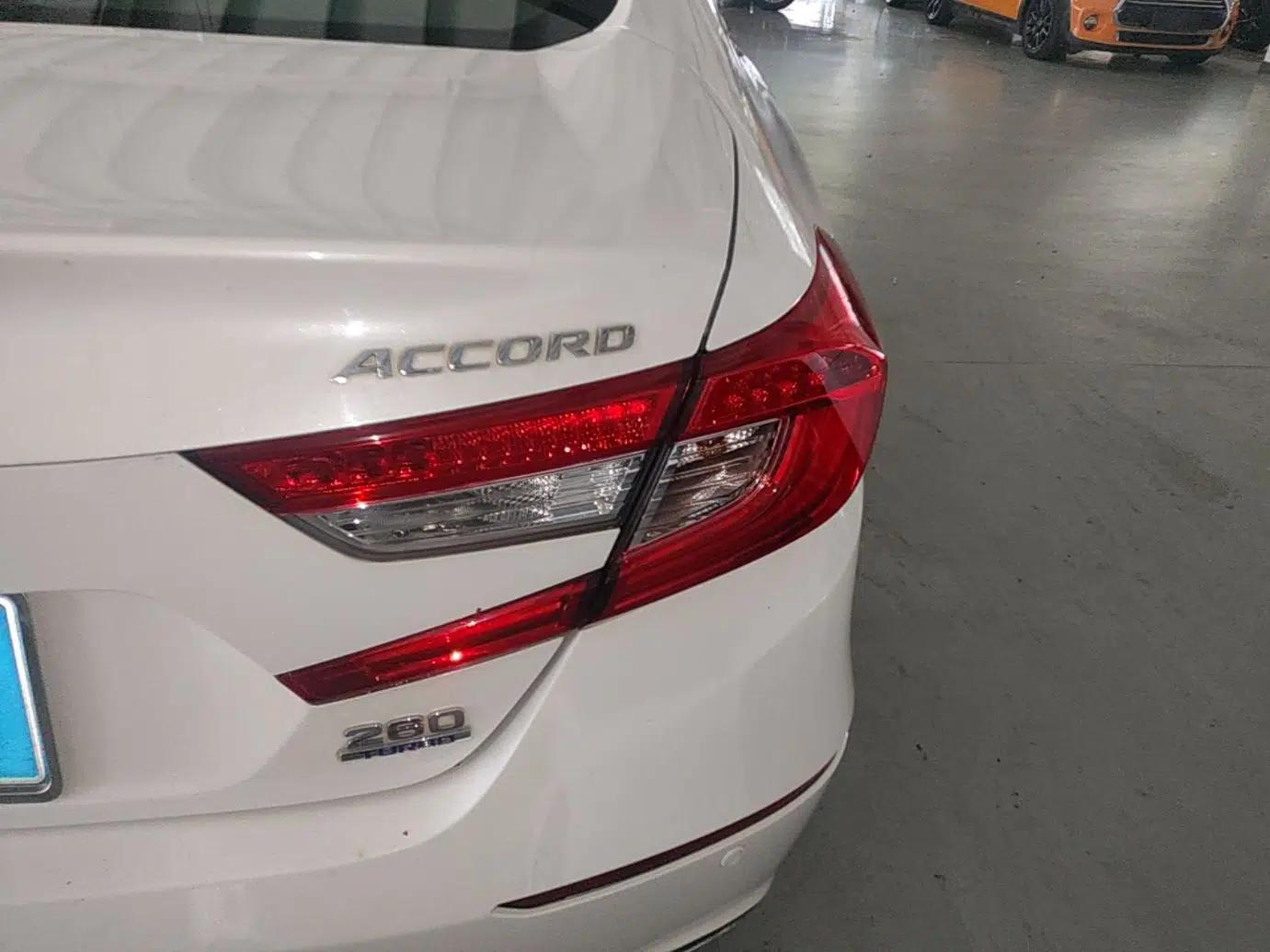 Honda Accord 2018 260TURBO Elite Edition China VI — миниатюра 9