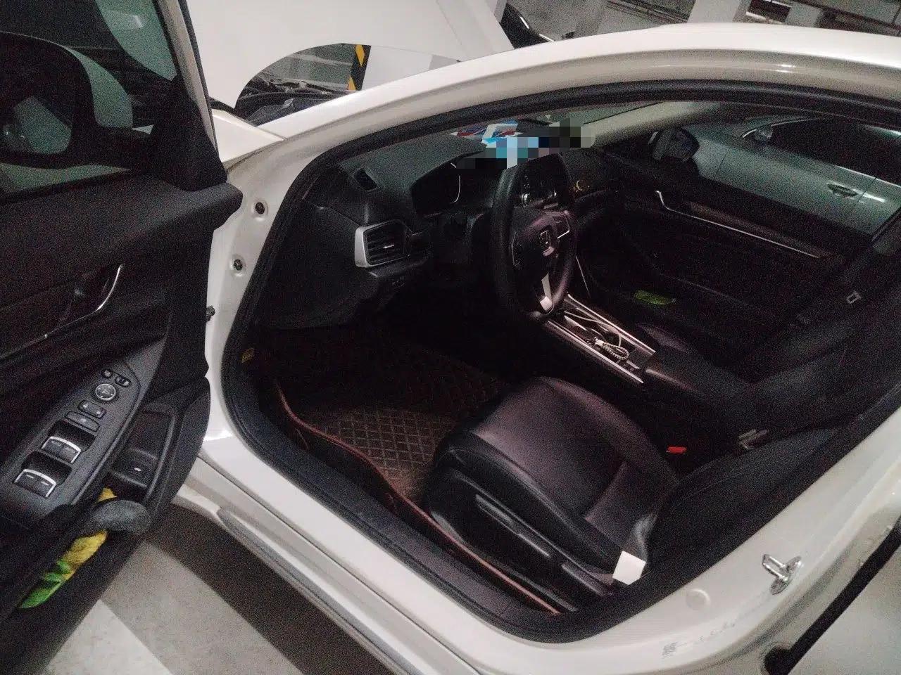 Honda Accord 2018 230TURBO Comfort Version National V — миниатюра 16