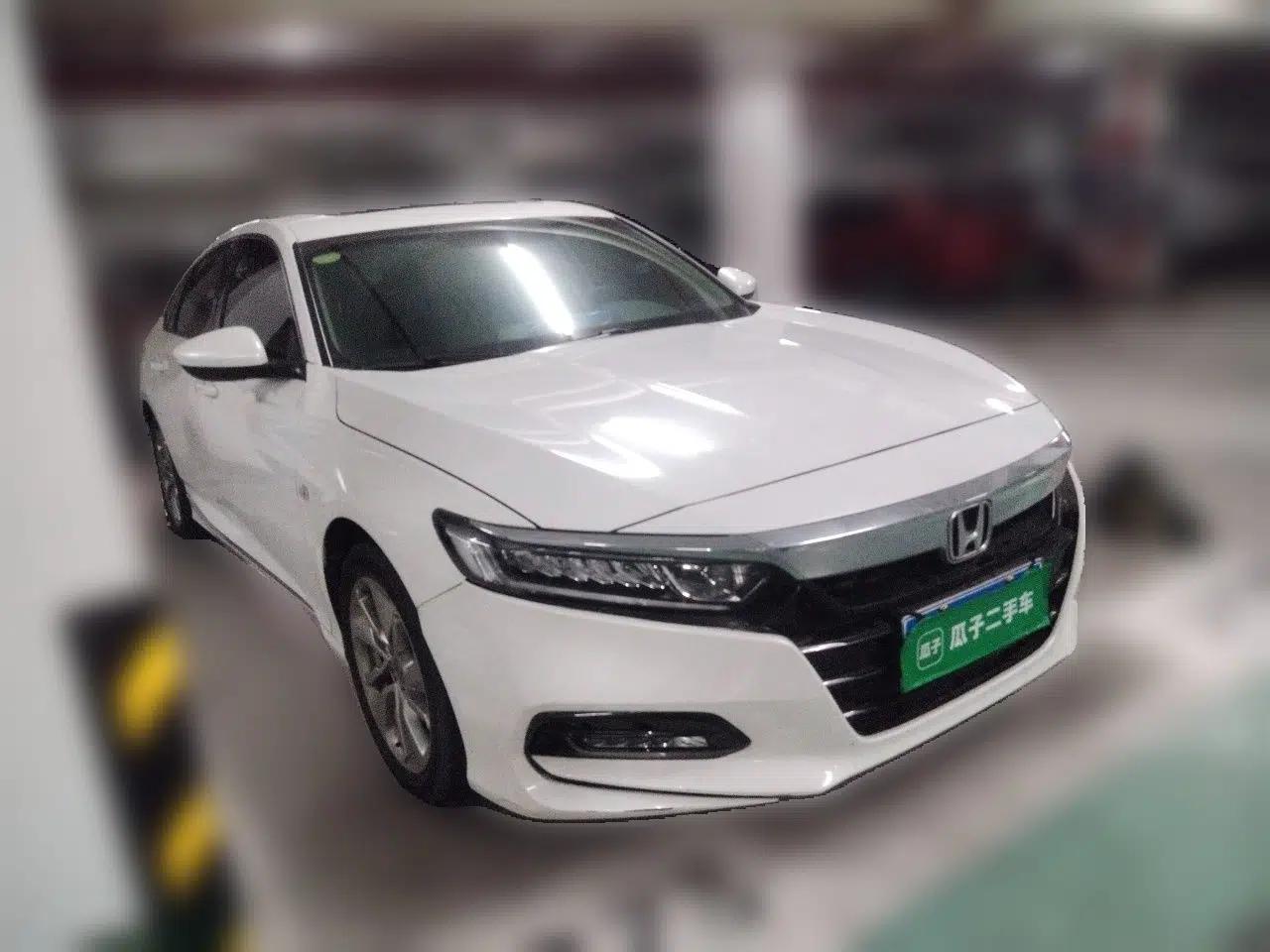 Honda Accord 2018 230TURBO Comfort Version National V — миниатюра 3