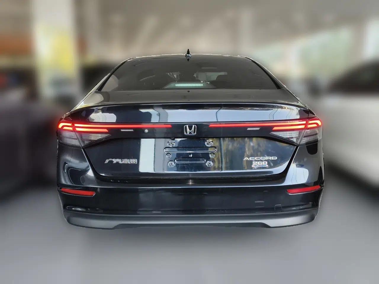 Honda Accord 2023 260TURBO Smart Enjoyment Version — миниатюра 5