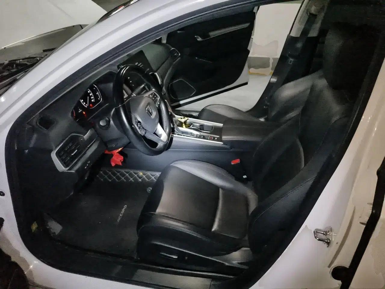 Honda Accord 2022 260TURBO Luxury Edition — миниатюра 15