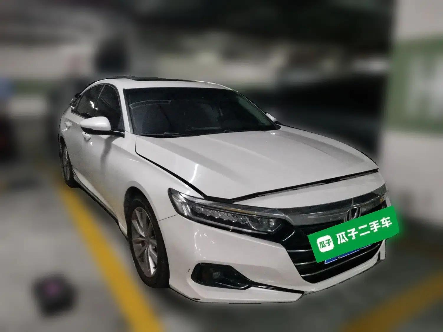Honda Accord 2022 260TURBO Luxury Edition — миниатюра 3