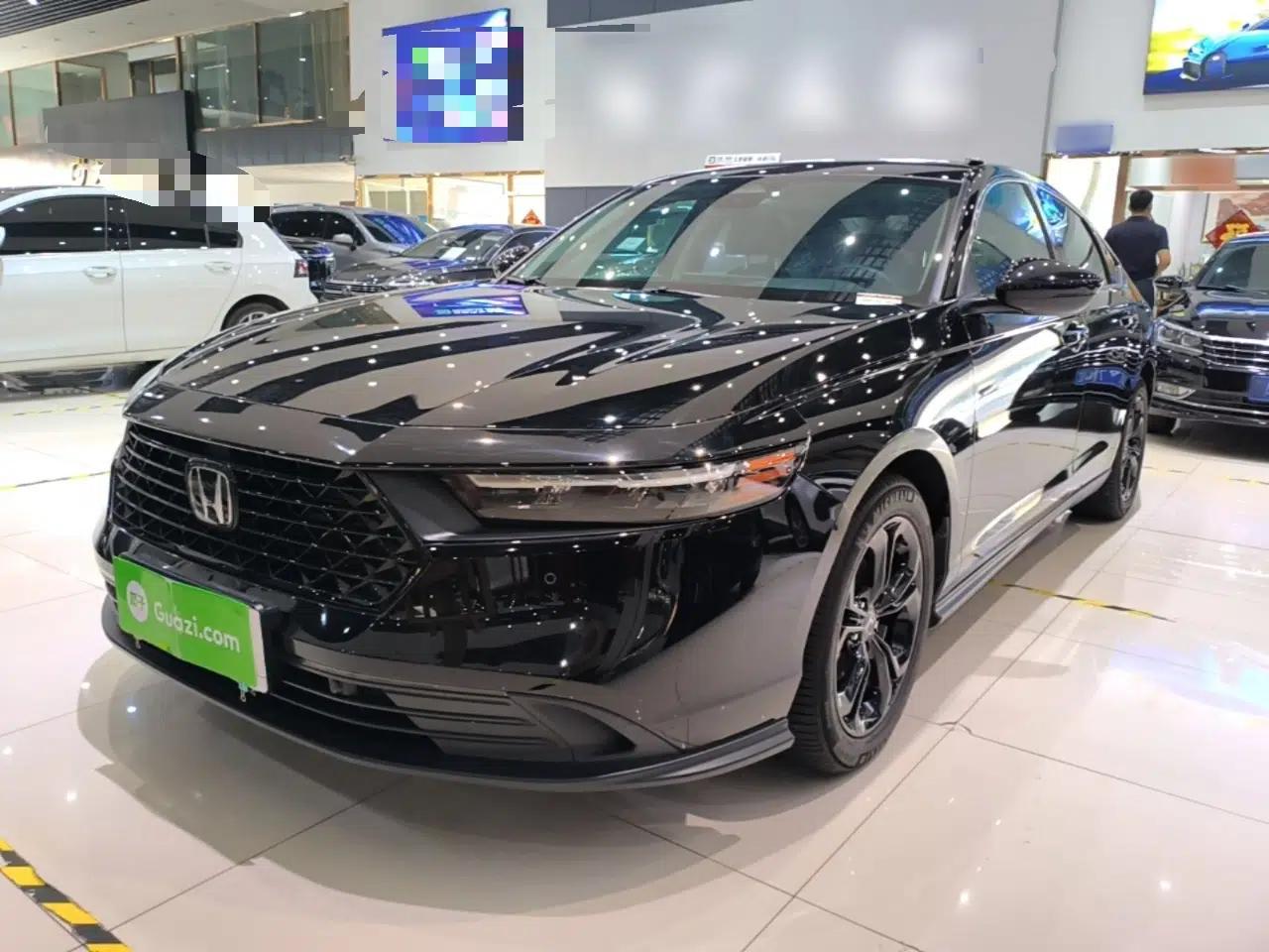 Honda Accord 2025 260TURBO Luxury Edition — миниатюра 1