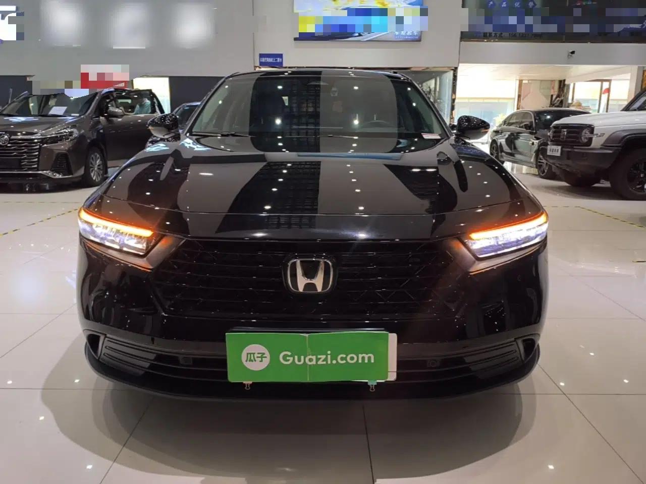 Honda Accord 2025 260TURBO Luxury Edition — миниатюра 2