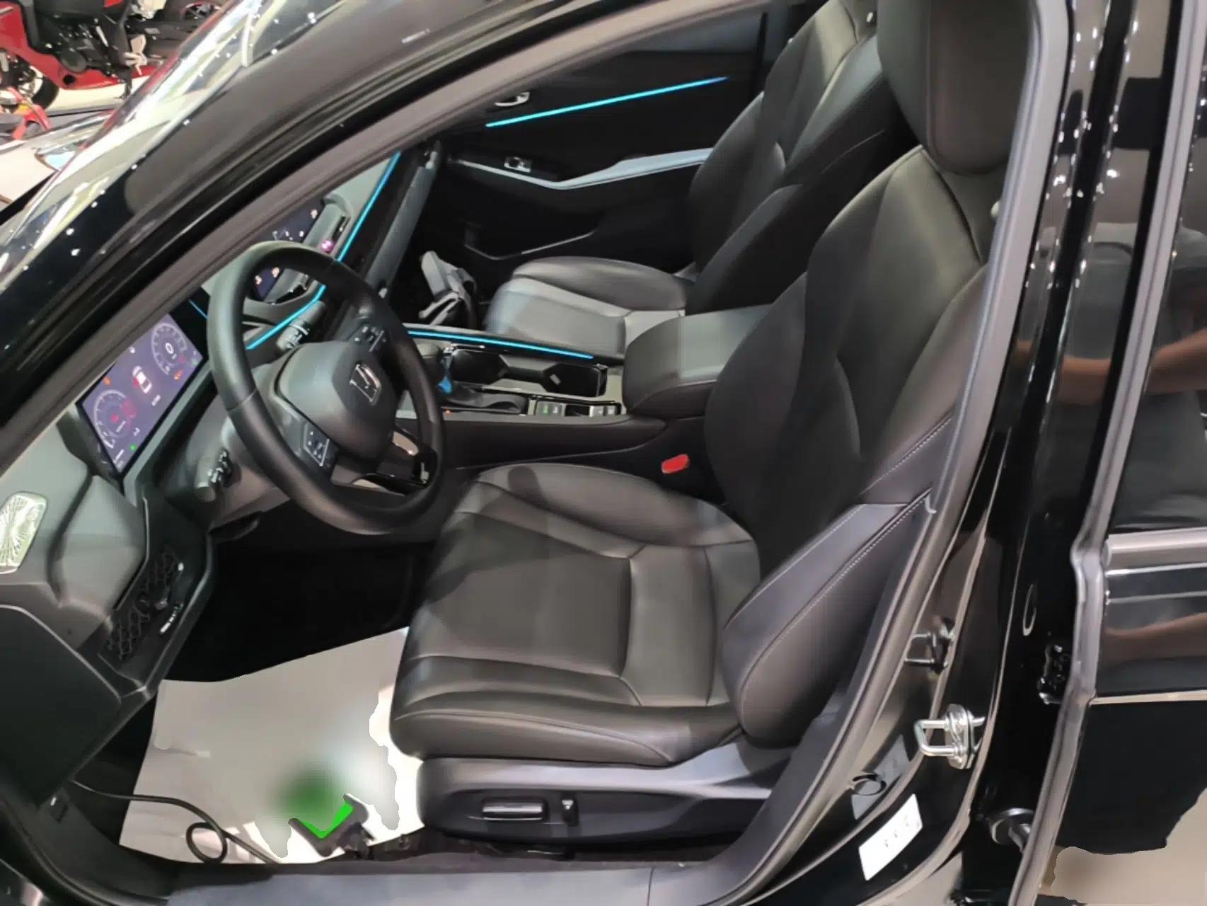 Honda Accord 2025 260TURBO Luxury Edition — миниатюра 17