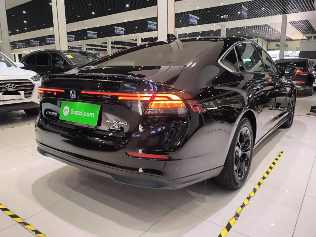 Honda Accord 2025 260TURBO Luxury Edition — миниатюра 6