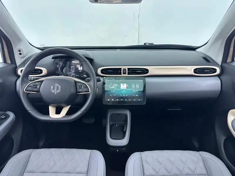 Leapmotor T03 2021 400 Luxury Edition — миниатюра 9