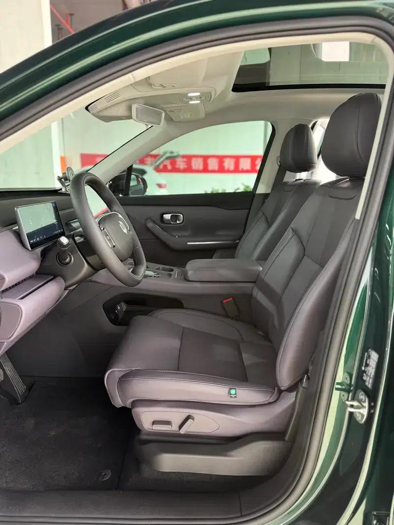 Leapmotor C10 2024 Range Extended Electric 210 Smart Edition — миниатюра 10