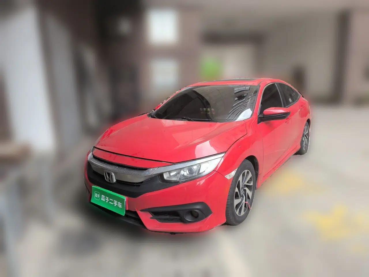 Honda Civic 2016 220TURBO CVT Luxury Edition — миниатюра 1