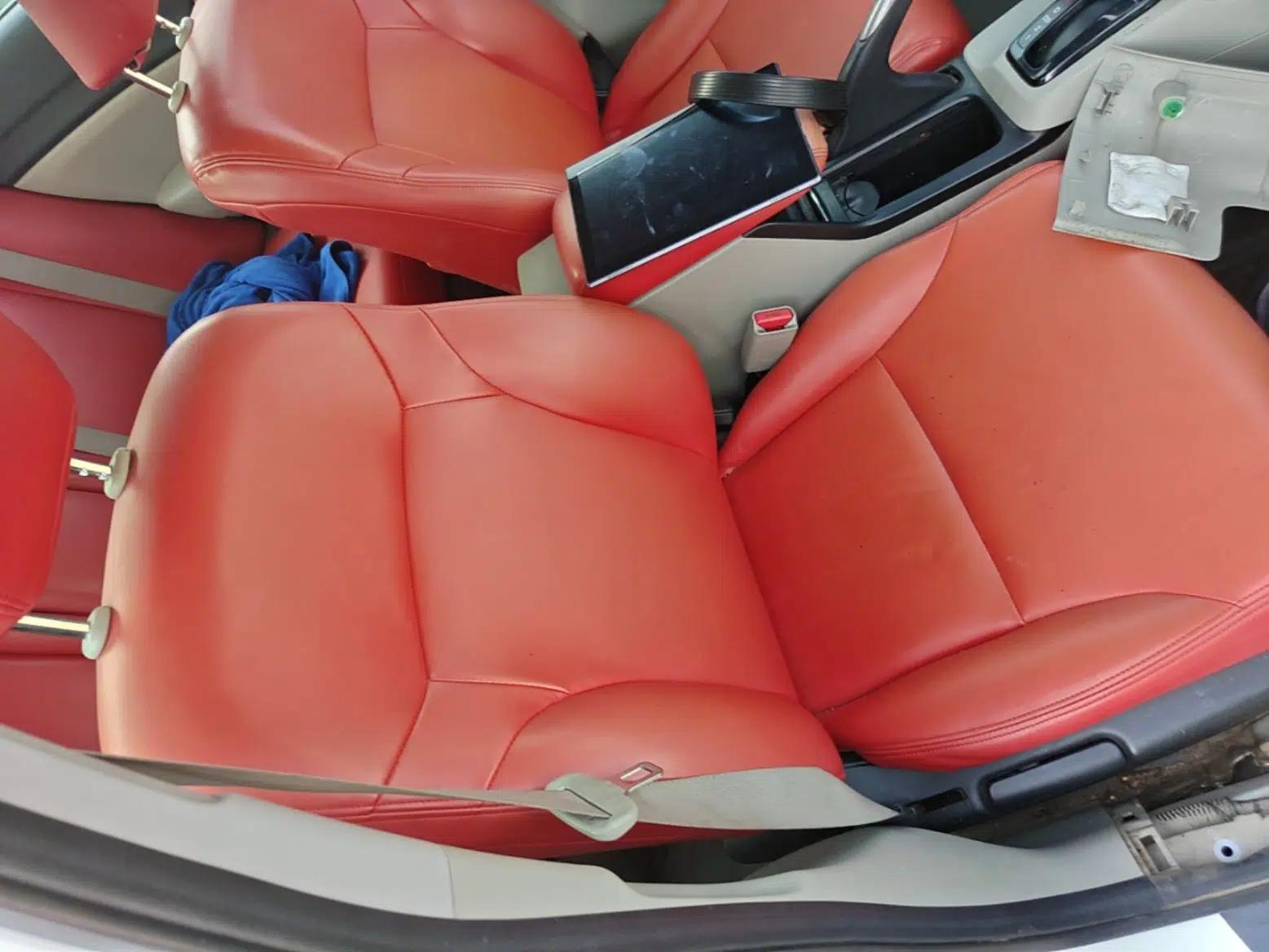 Honda Civic 2014 1.8L Automatic Classic Edition — миниатюра 27