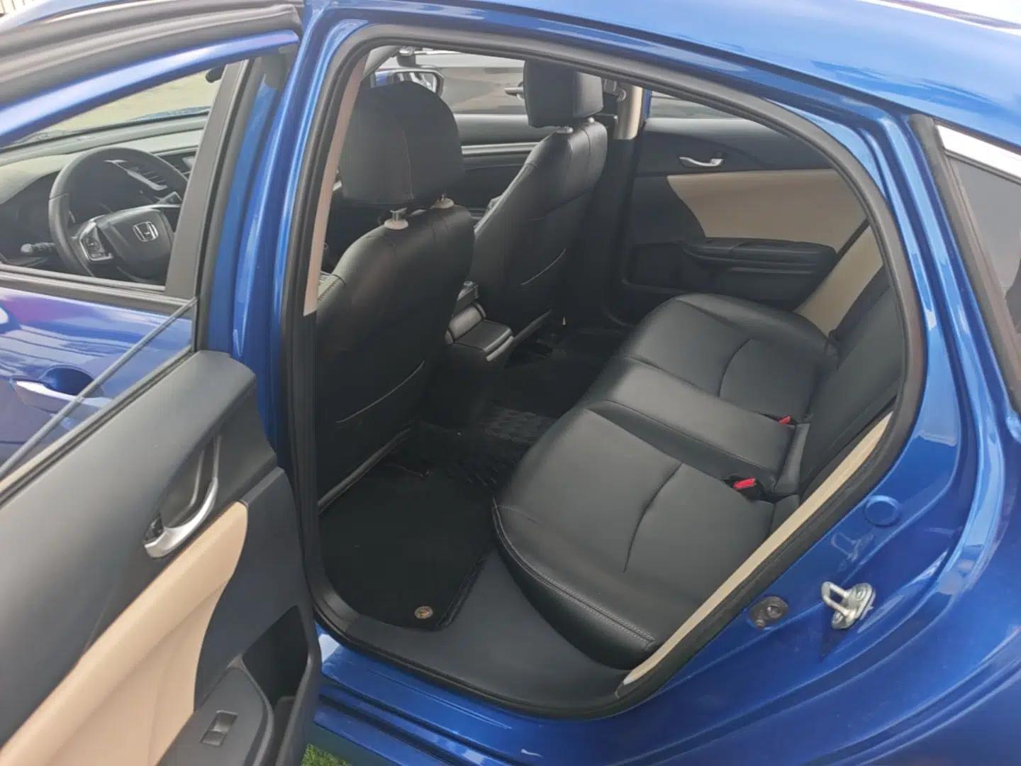Honda Civic 2016 180TURBO CVT Comfort Version — миниатюра 20