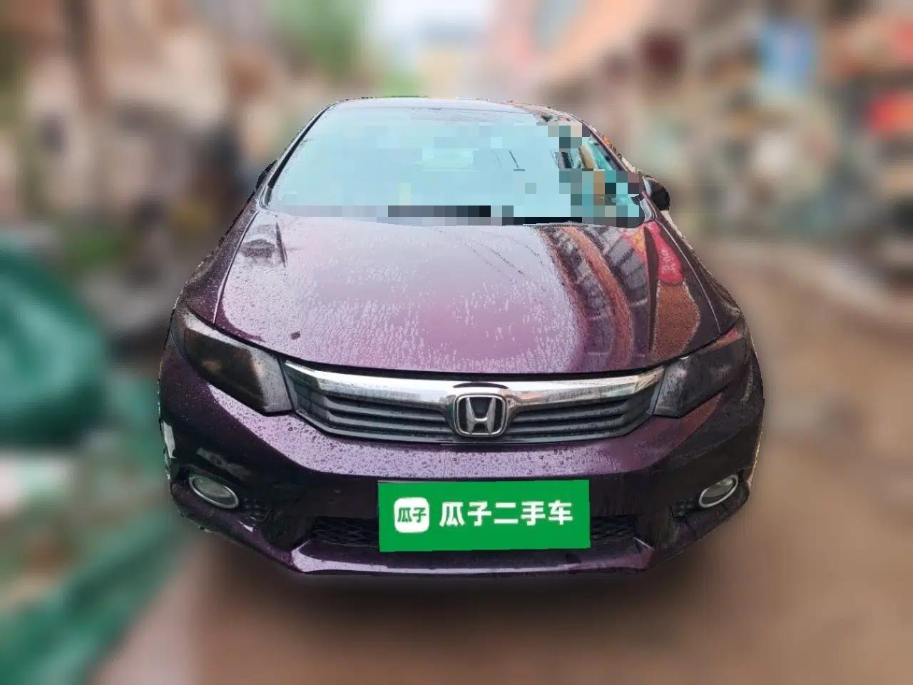 Honda Civic 2012 1.8L automatic comfort version — миниатюра 2