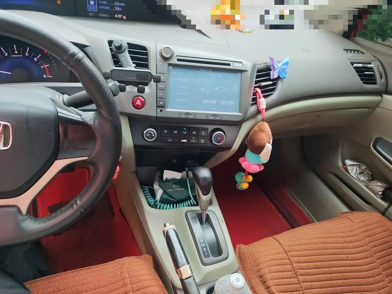 Honda Civic 2012 1.8L automatic comfort version — миниатюра 13