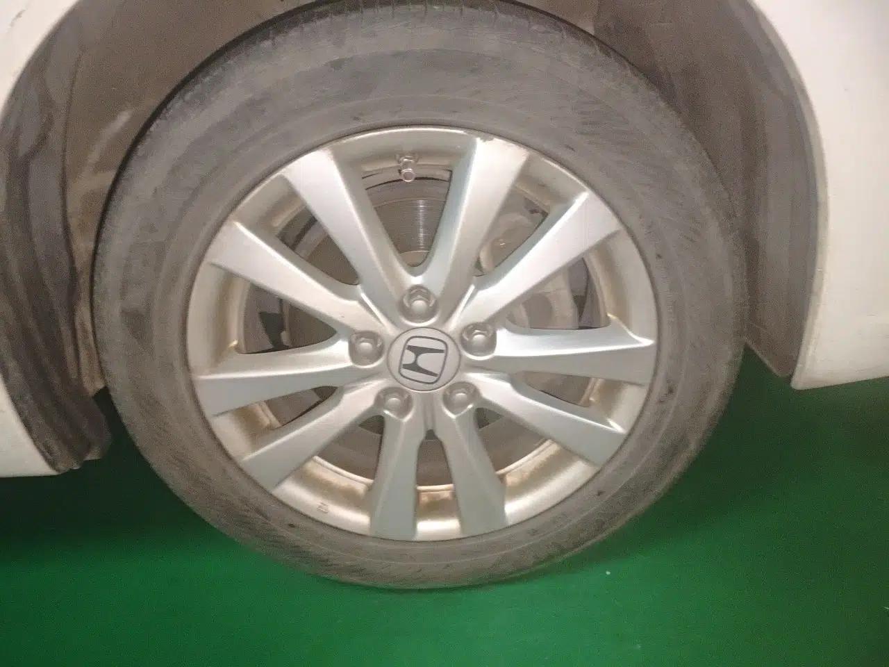 Honda Civic 2014 1.8L automatic comfort version — миниатюра 8
