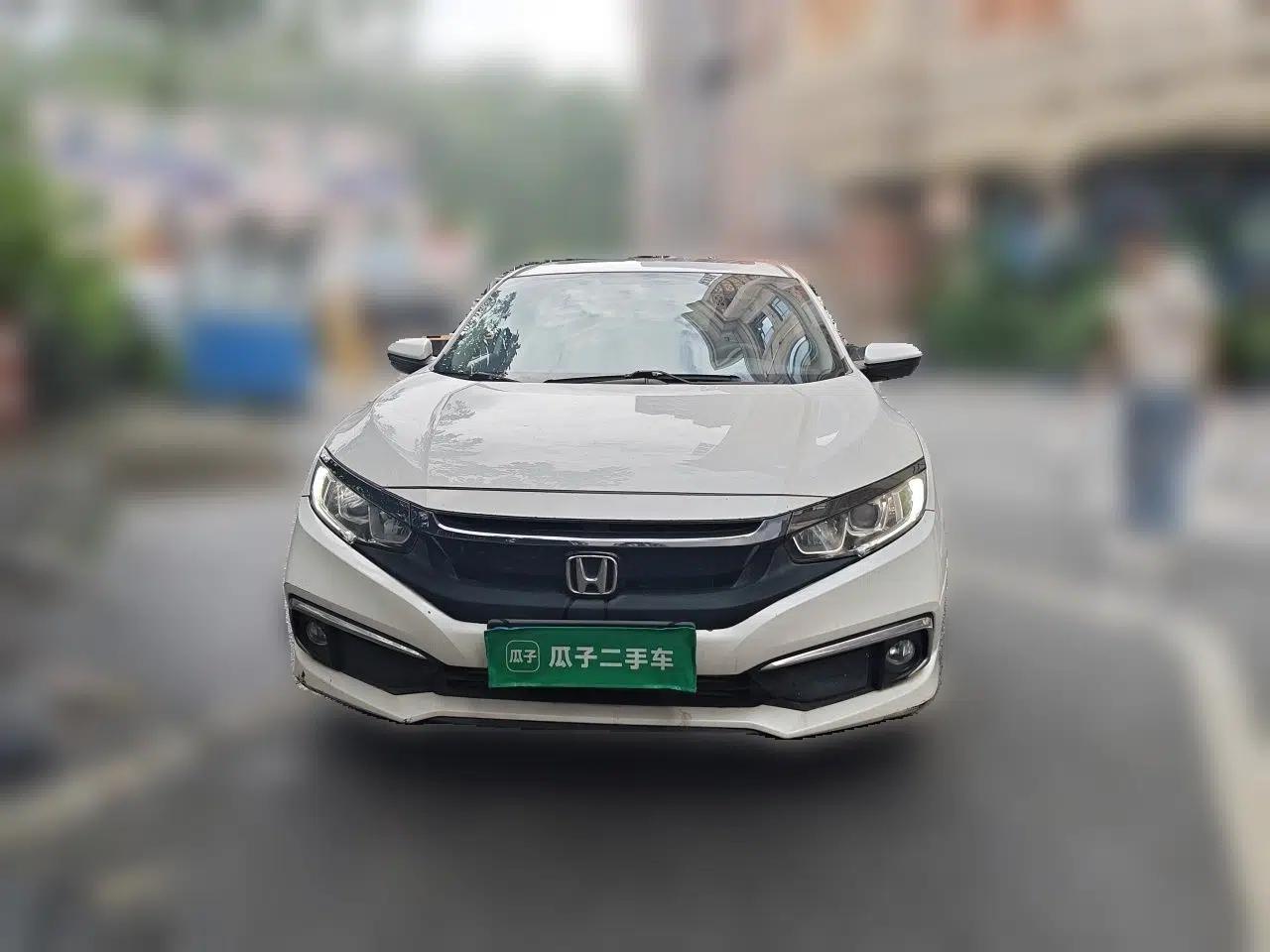 Honda Civic 2019 220TURBO CVT Dynamic Edition China V — миниатюра 2