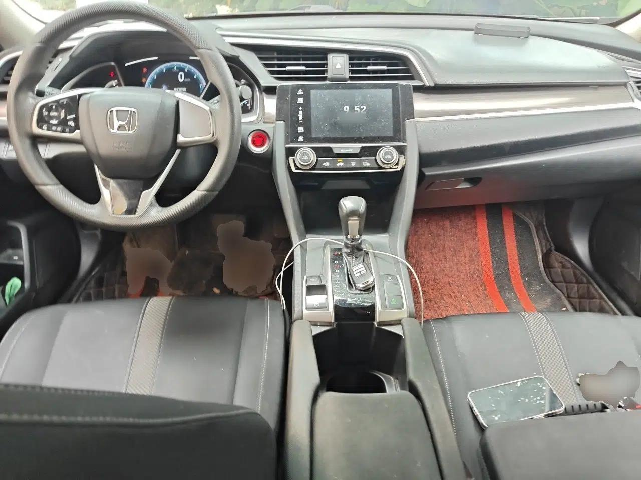 Honda Civic 2019 220TURBO CVT Dynamic Edition China V — миниатюра 9
