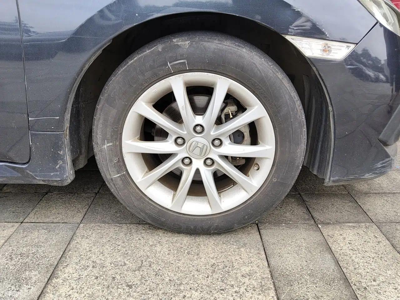 Honda Civic 2016 180TURBO CVT Comfort Version — миниатюра 8