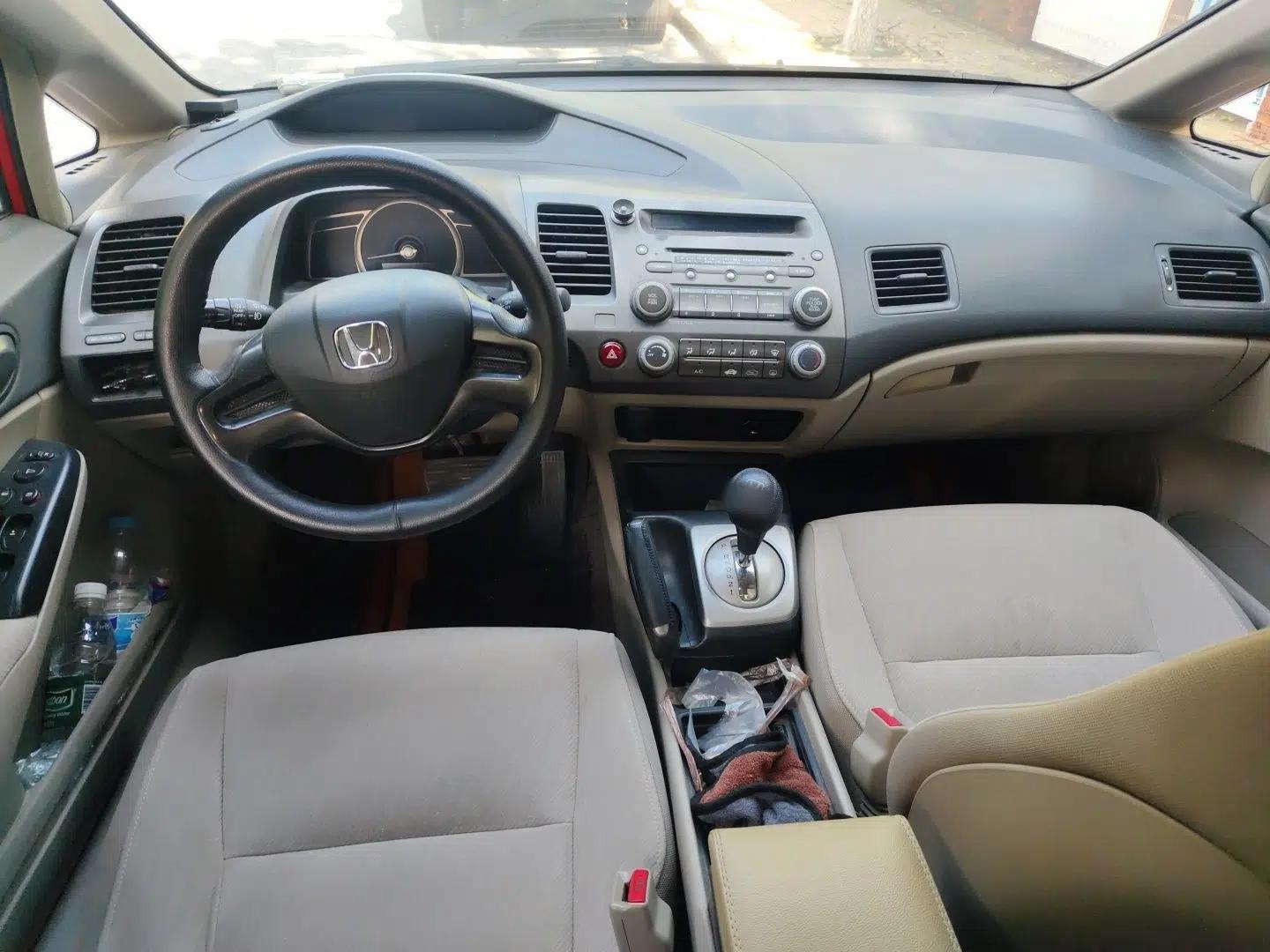 Honda Civic 2009 1.8L Automatic Classic Edition — миниатюра 9