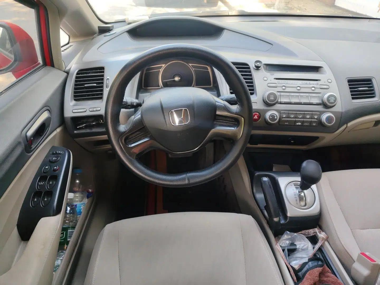 Honda Civic 2009 1.8L Automatic Classic Edition — миниатюра 10