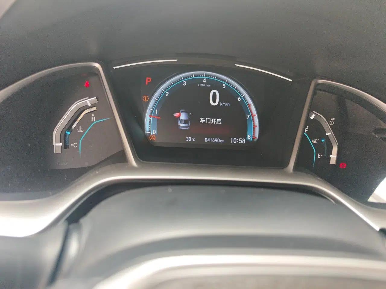 Honda Civic 2019 220TURBO CVT Dynamic Edition China VI — миниатюра 11