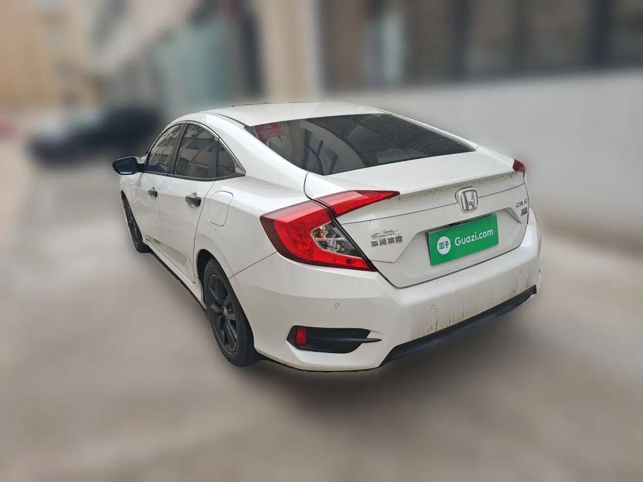 Honda Civic 2019 220TURBO CVT Dynamic Edition China VI — миниатюра 4