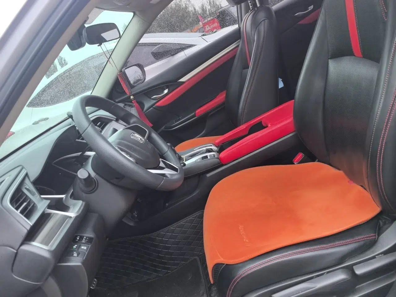 Honda Civic 2019 220TURBO CVT Dynamic Edition China V Emission Standard — миниатюра 15