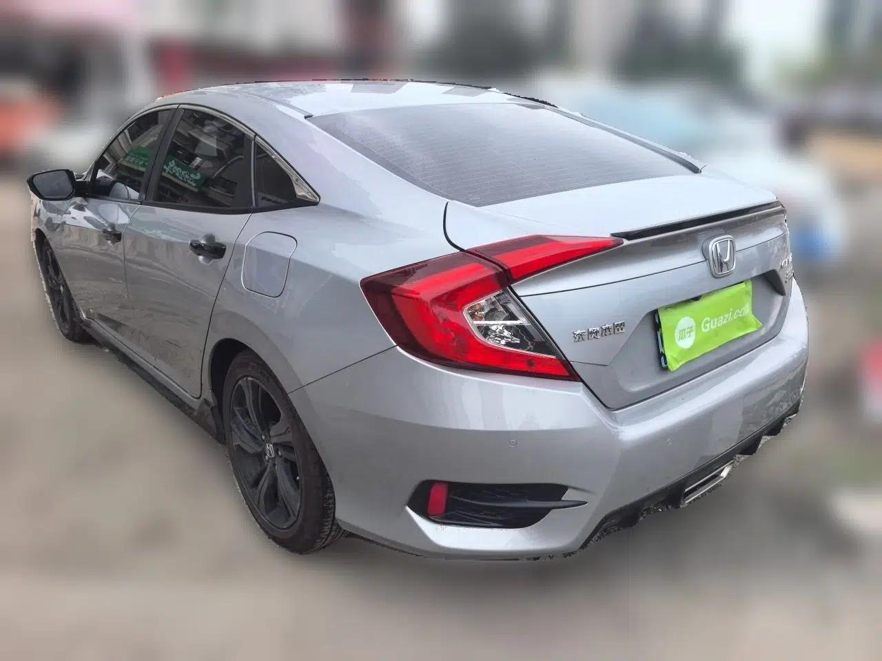 Honda Civic 2019 220TURBO CVT Dynamic Edition China V Emission Standard — миниатюра 4