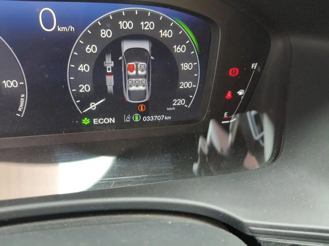 Honda Civic 2023 HATCHBACK 2.0L eHEV Extreme Control Edition — миниатюра 12
