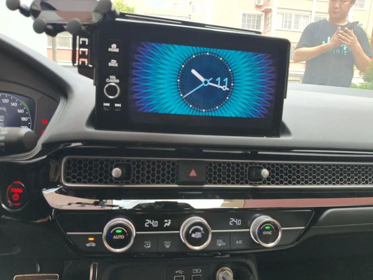 Honda Civic 2023 HATCHBACK 2.0L eHEV Extreme Control Edition — миниатюра 13