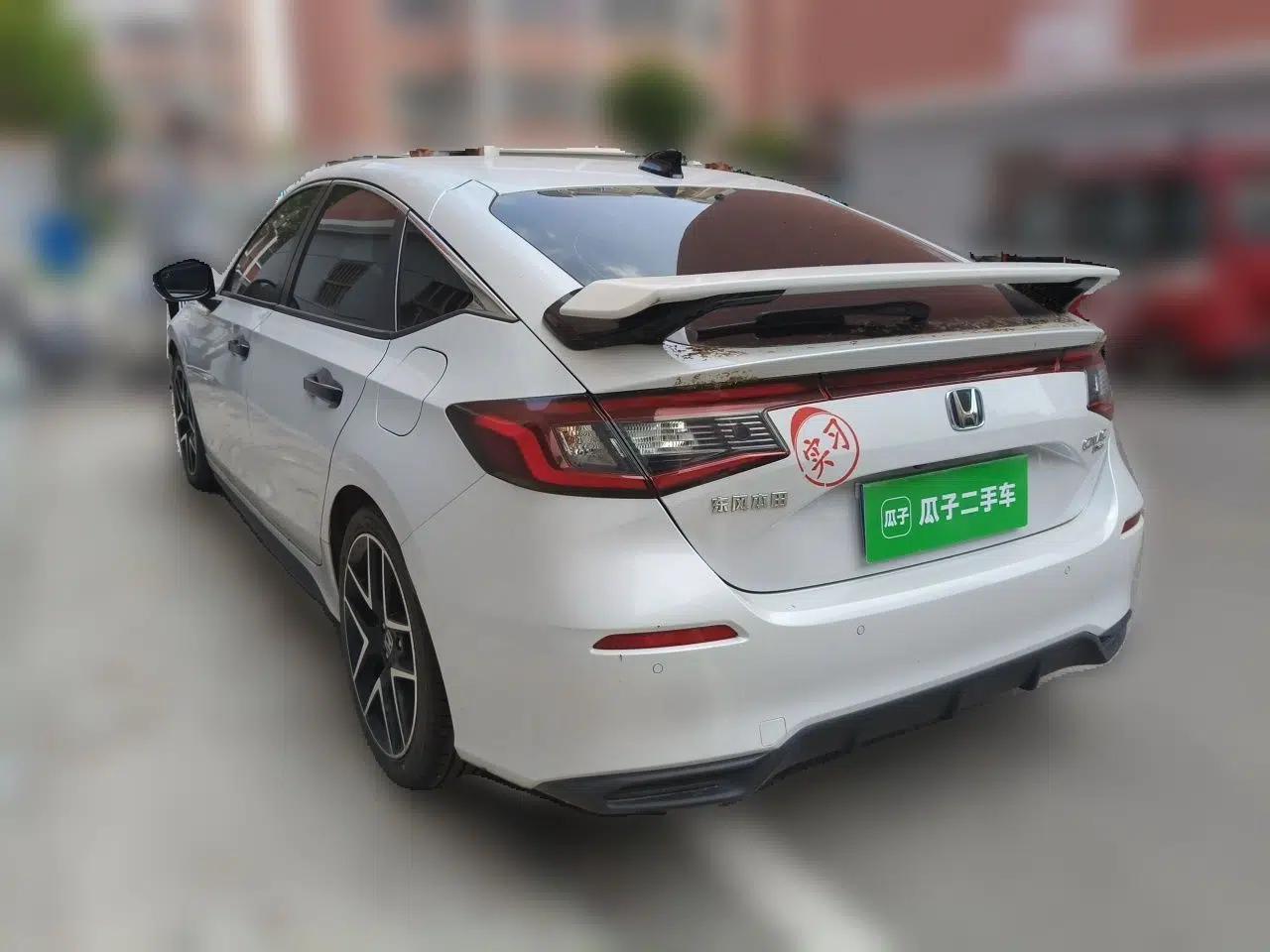 Honda Civic 2023 HATCHBACK 2.0L eHEV Extreme Control Edition — миниатюра 4