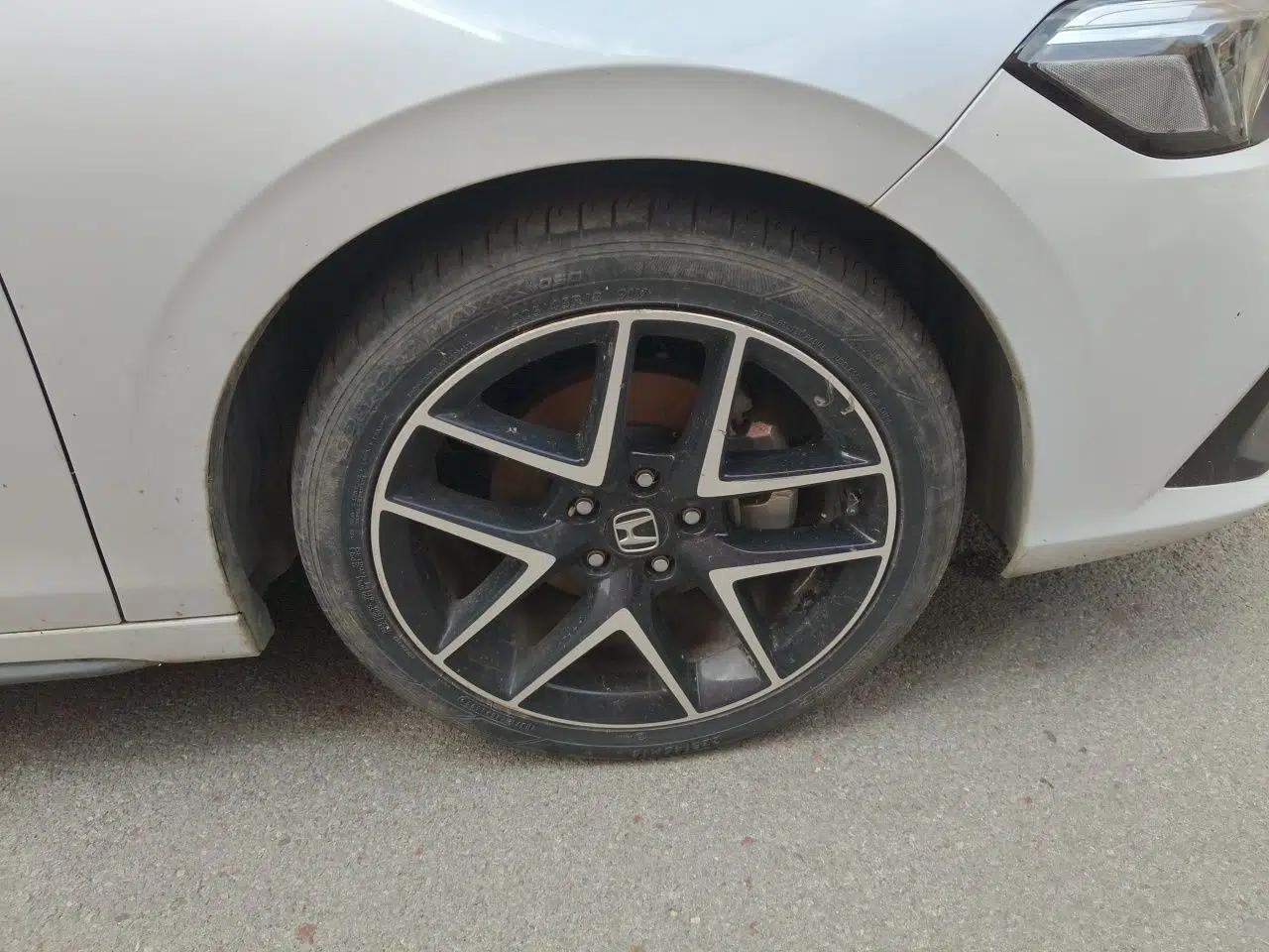 Honda Civic 2023 HATCHBACK 2.0L eHEV Extreme Control Edition — миниатюра 8