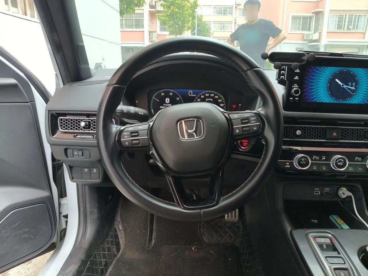 Honda Civic 2023 HATCHBACK 2.0L eHEV Extreme Control Edition — миниатюра 10