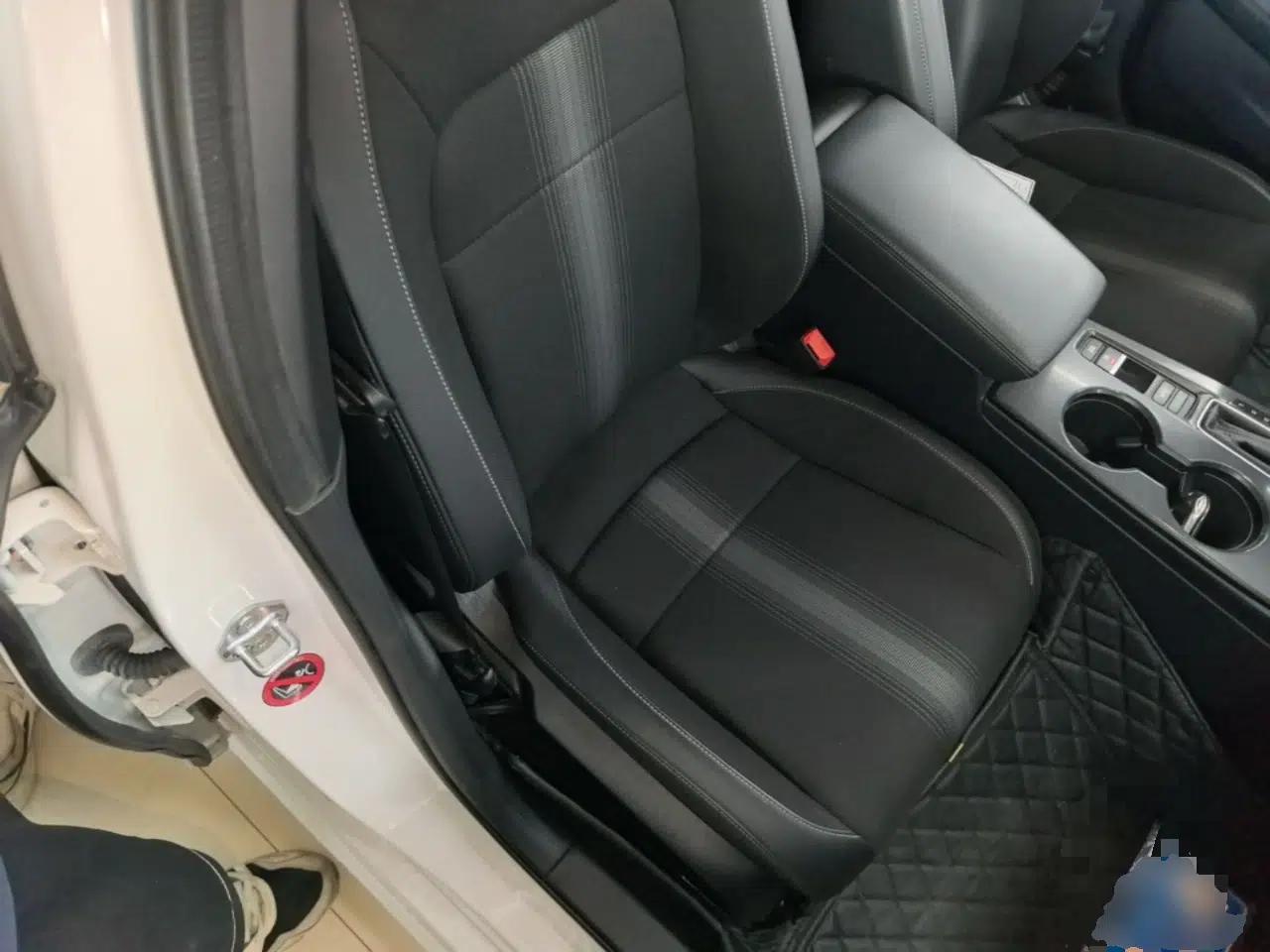 Honda Civic 2022 240TURBO CVT Dynamic Edition — миниатюра 19