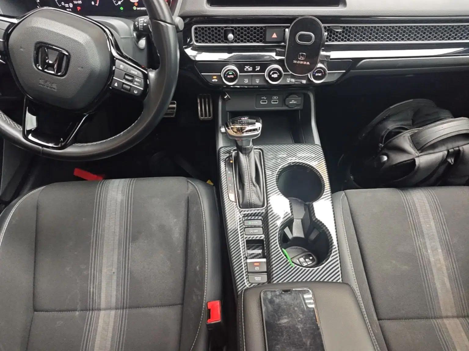 Honda Civic 2022 240TURBO CVT Dynamic Edition — миниатюра 21