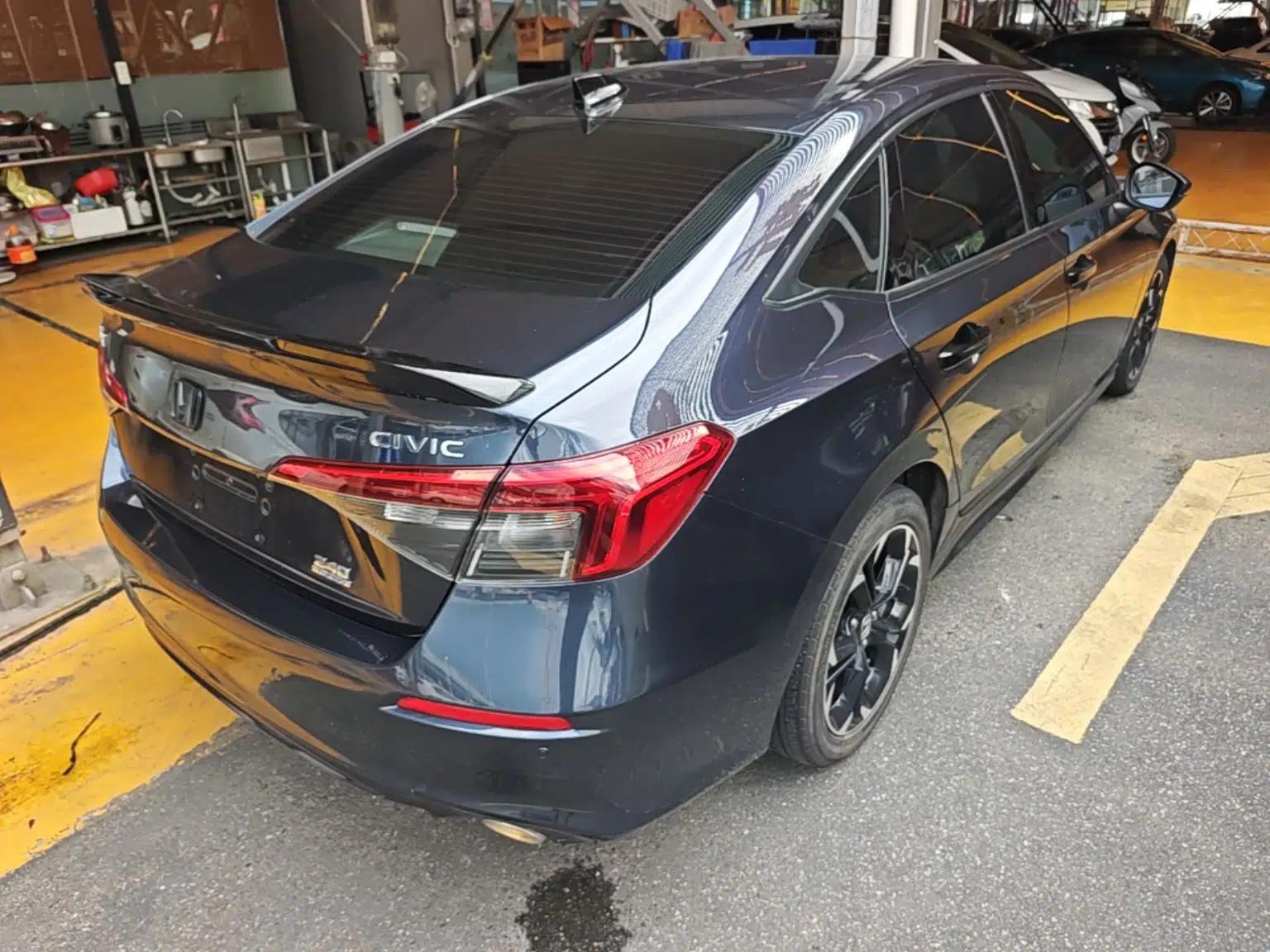Honda Civic 2022 240TURBO CVT Dynamic Edition — миниатюра 6