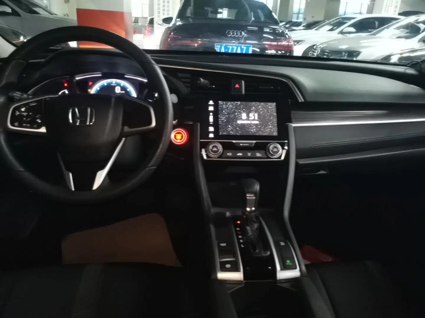 Honda Civic 2019 220TURBO CVT Dynamic Edition China VI — миниатюра 12