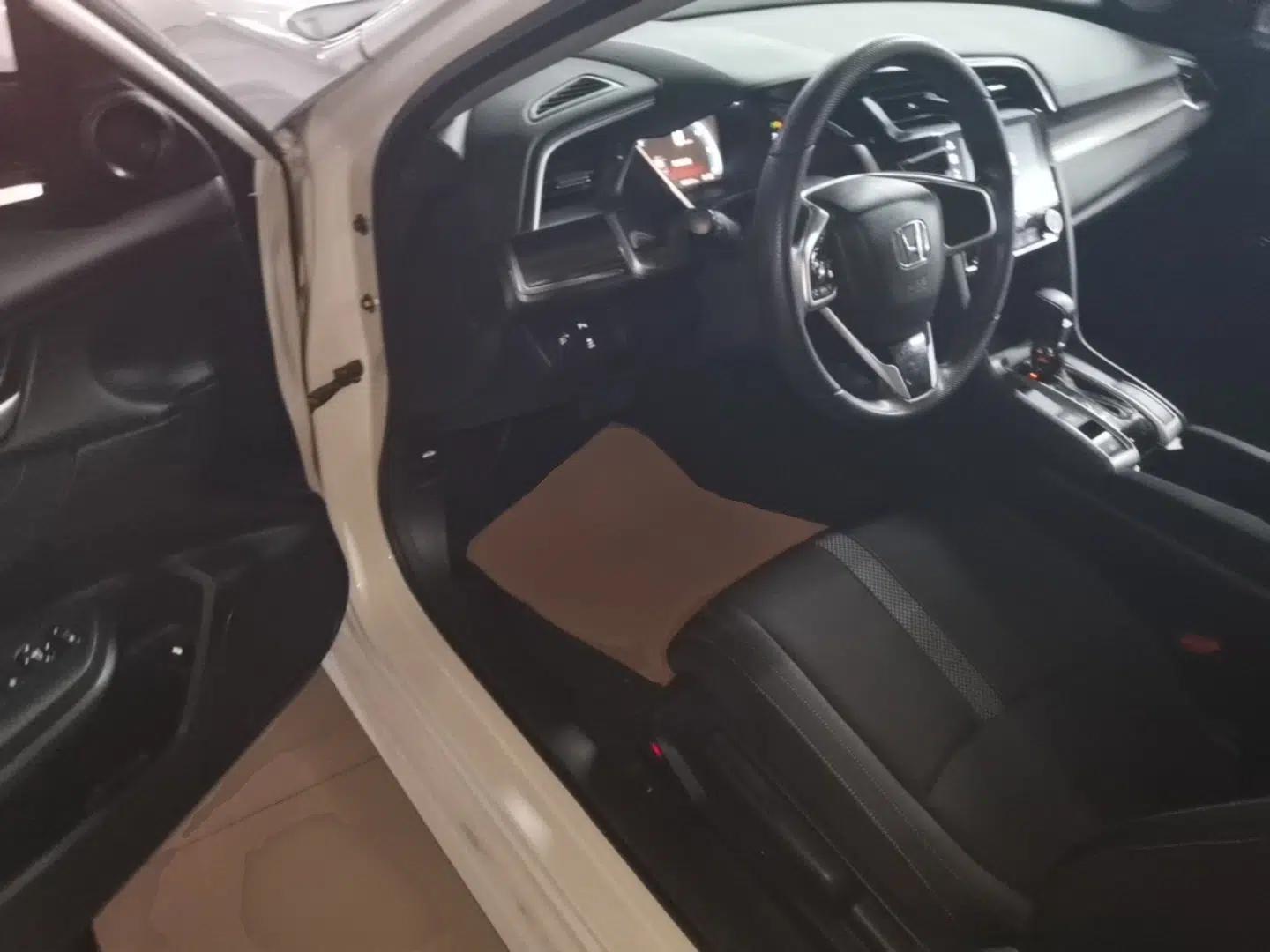 Honda Civic 2019 220TURBO CVT Dynamic Edition China VI — миниатюра 18