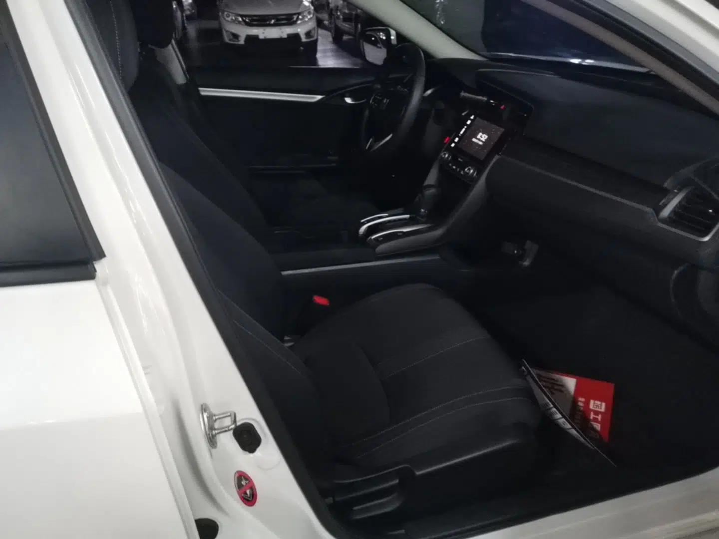 Honda Civic 2019 220TURBO CVT Dynamic Edition China VI — миниатюра 19