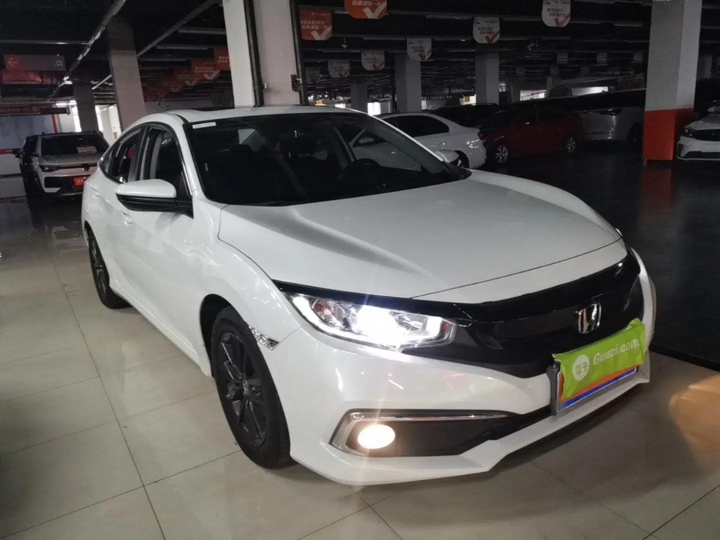 Honda Civic 2019 220TURBO CVT Dynamic Edition China VI — миниатюра 3