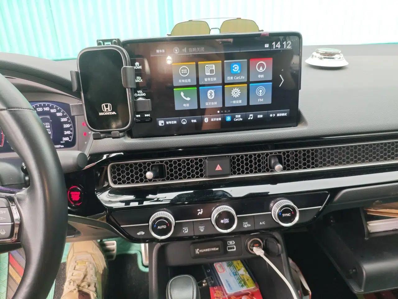 Honda Civic 2022 240TURBO CVT Dynamic Edition — миниатюра 13