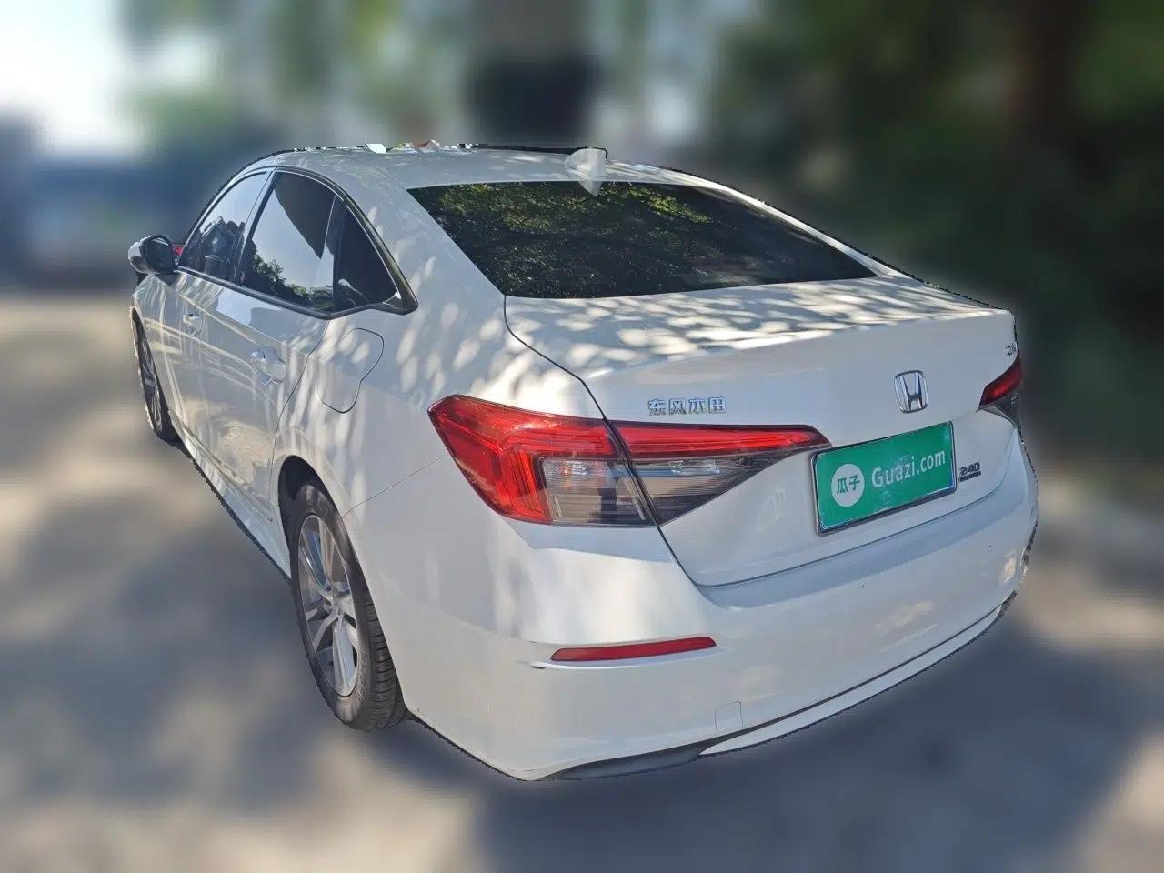 Honda Civic 2022 240TURBO CVT Dynamic Edition — миниатюра 4