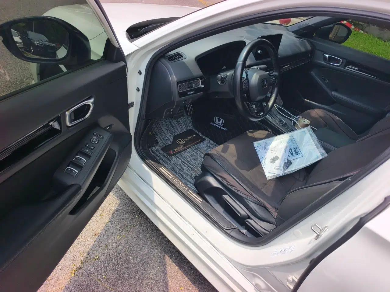 Honda Civic 2022 240TURBO CVT Dynamic Edition — миниатюра 16