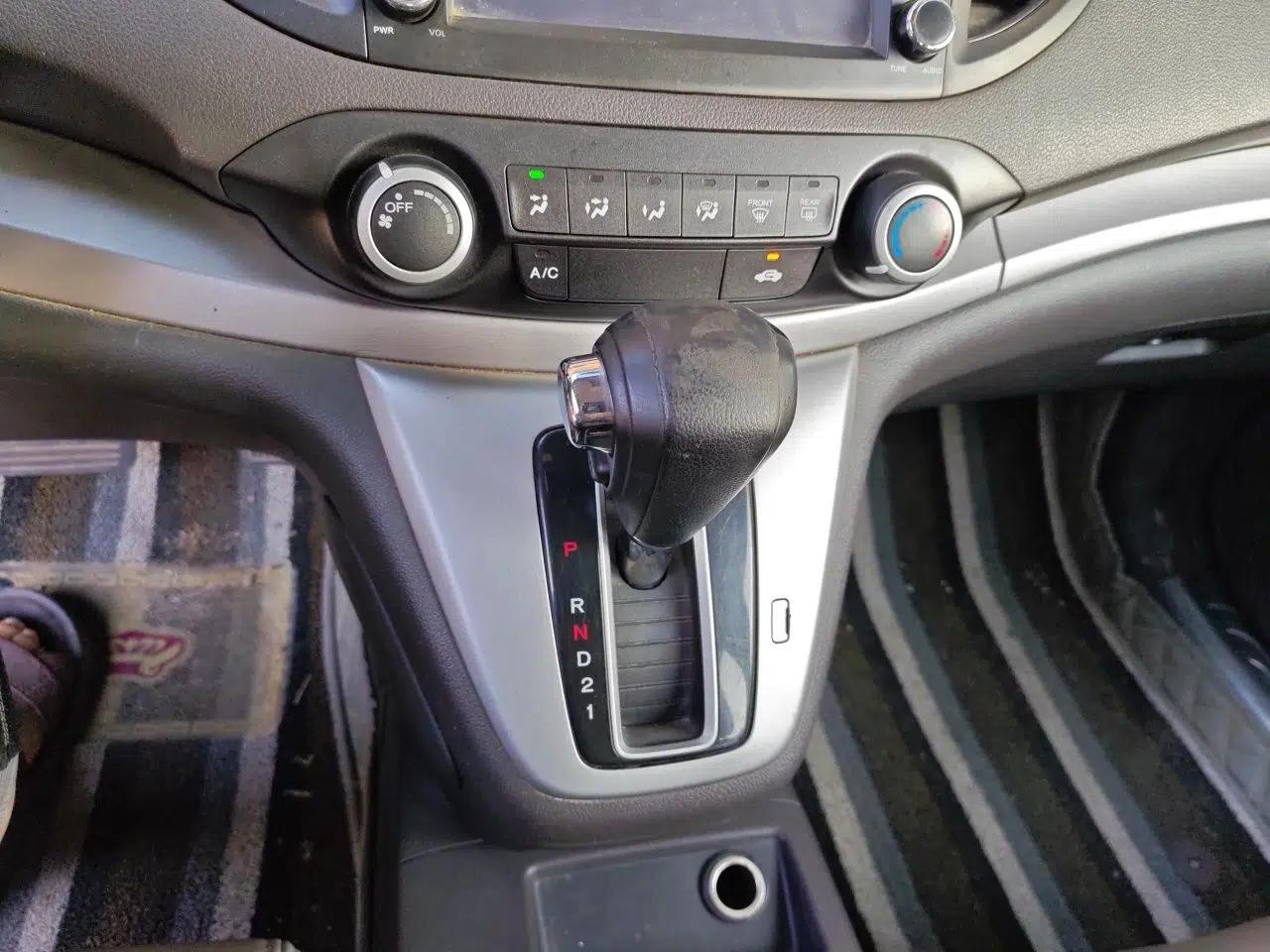 Honda CR-V 2012 2.0L two-wheel drive urban version — миниатюра 14